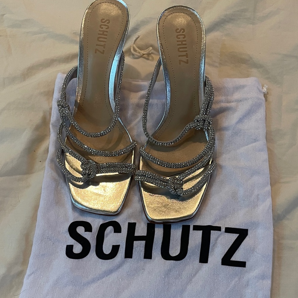 NEW! SCHUTZ Metallic Silver Strappy Heels